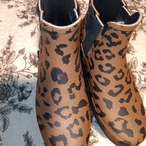 Hunter Original Chelsea Leopard Print Women's Ankle Rain Boots - Picture 1 of 4